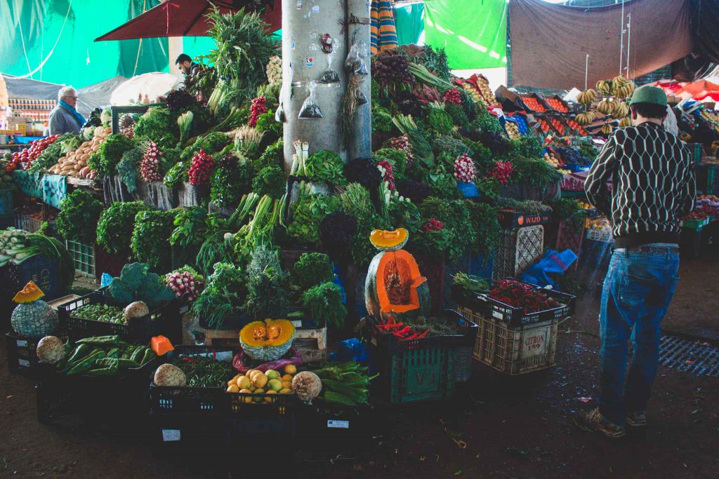 Marokko Markt. Obst und Gemüse in allen Variationen | Berg- und Talfahrt