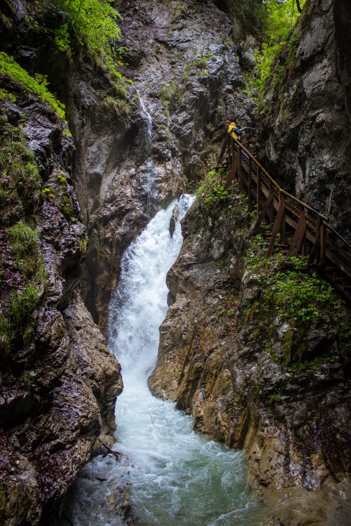 Wasserfall Wolfsklamm Wanderung Klammsteig Tirol | Berg- und Talfahrt
